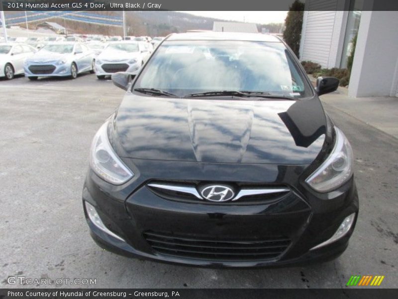 Ultra Black / Gray 2014 Hyundai Accent GLS 4 Door