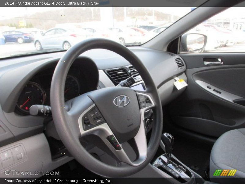  2014 Accent GLS 4 Door Steering Wheel