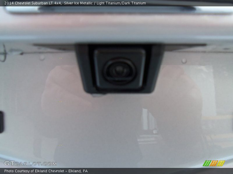 Silver Ice Metallic / Light Titanium/Dark Titanium 2014 Chevrolet Suburban LT 4x4