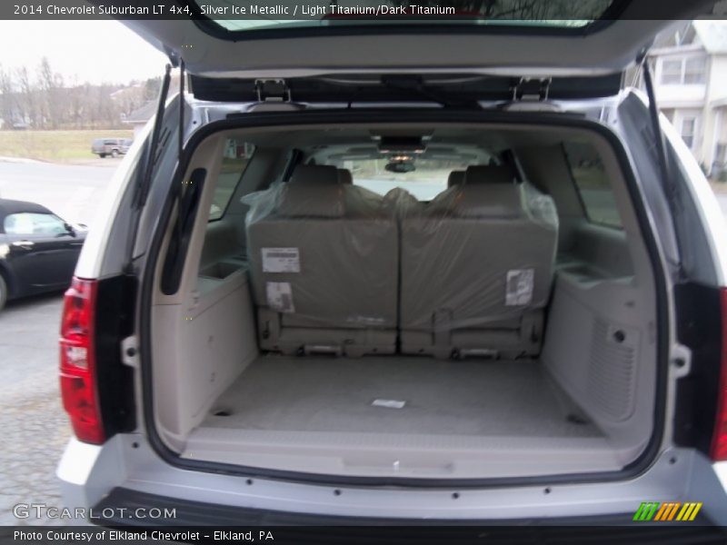 Silver Ice Metallic / Light Titanium/Dark Titanium 2014 Chevrolet Suburban LT 4x4
