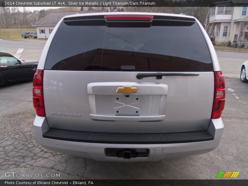 Silver Ice Metallic / Light Titanium/Dark Titanium 2014 Chevrolet Suburban LT 4x4