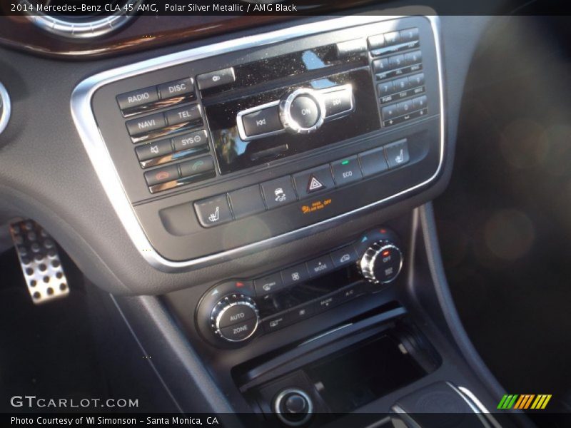 Controls of 2014 CLA 45 AMG