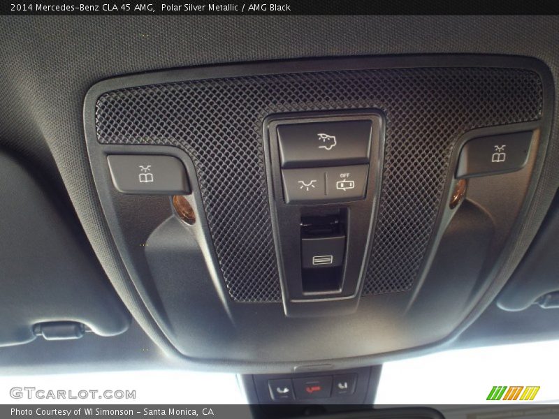 Controls of 2014 CLA 45 AMG