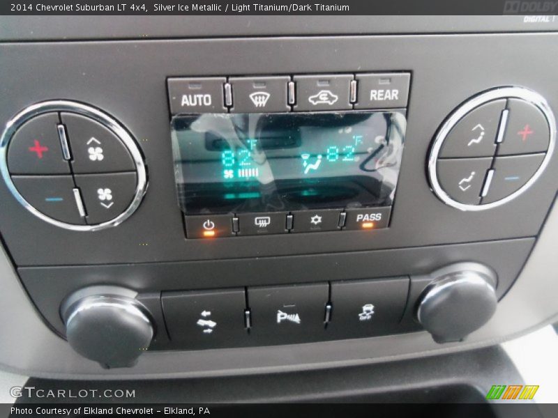 Silver Ice Metallic / Light Titanium/Dark Titanium 2014 Chevrolet Suburban LT 4x4