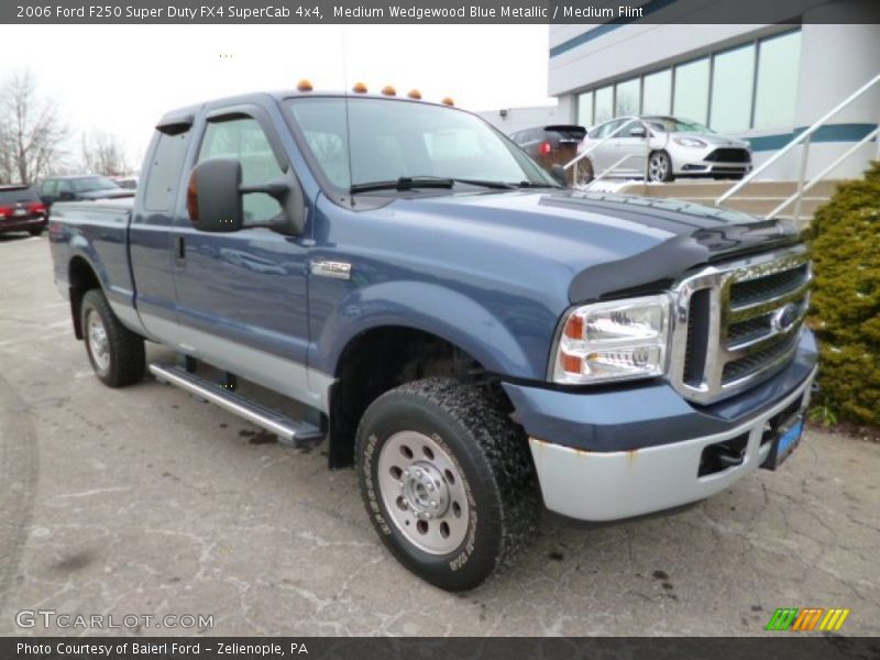 Front 3/4 View of 2006 F250 Super Duty FX4 SuperCab 4x4