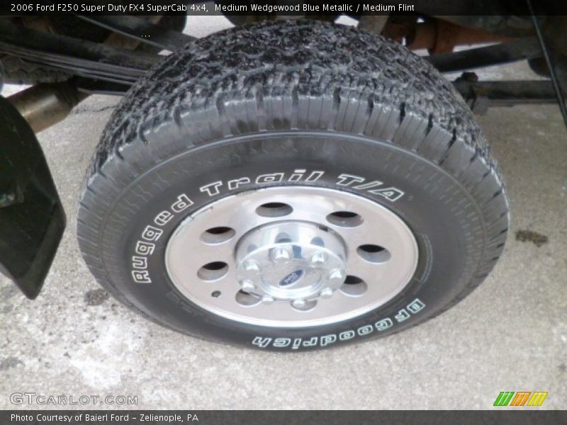 Medium Wedgewood Blue Metallic / Medium Flint 2006 Ford F250 Super Duty FX4 SuperCab 4x4