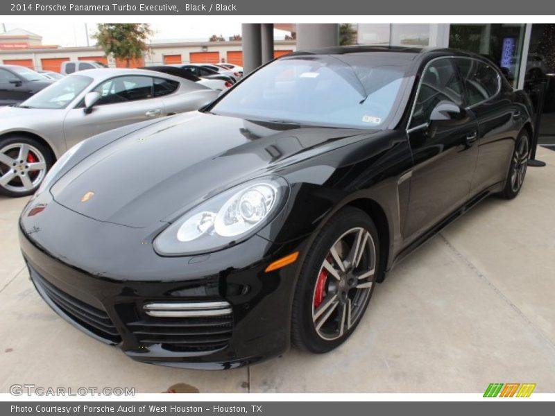 Front 3/4 View of 2014 Panamera Turbo Executive