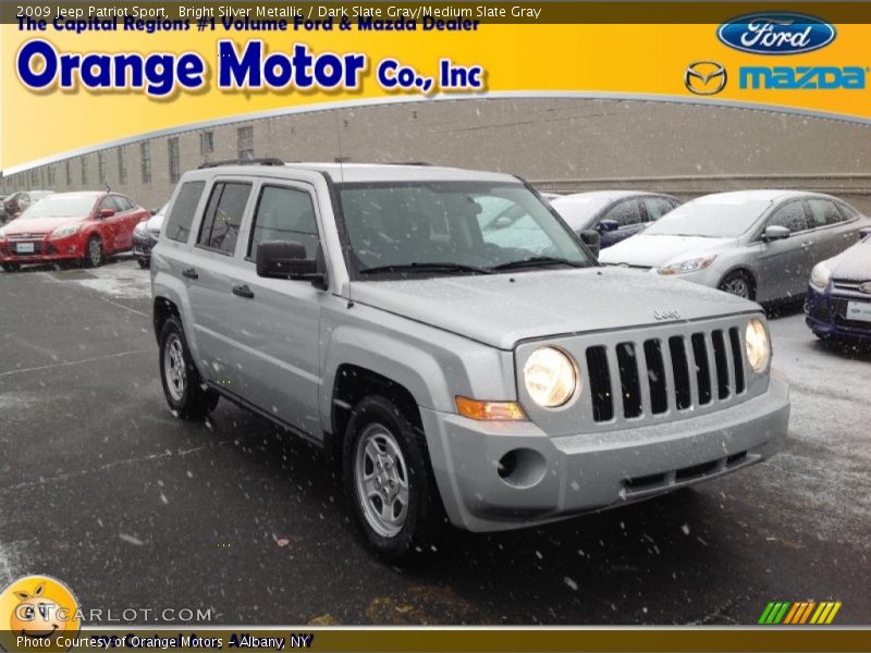Bright Silver Metallic / Dark Slate Gray/Medium Slate Gray 2009 Jeep Patriot Sport