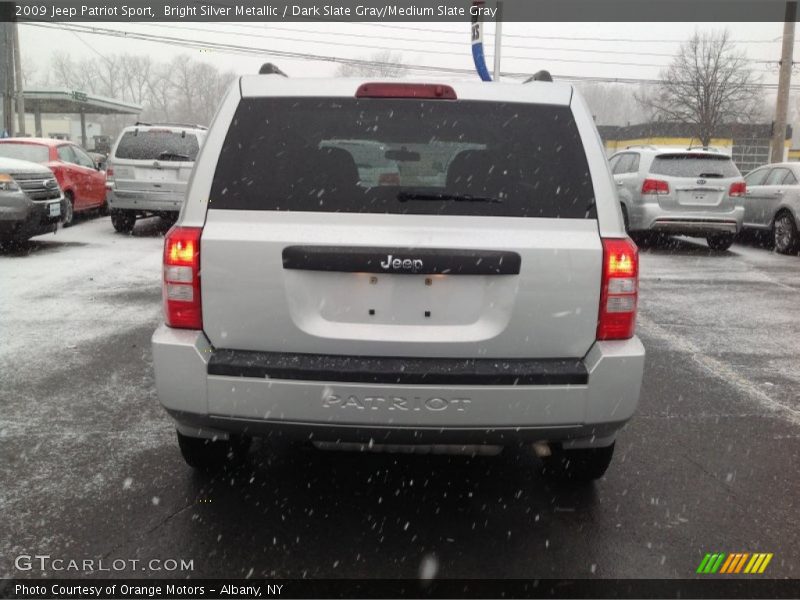 Bright Silver Metallic / Dark Slate Gray/Medium Slate Gray 2009 Jeep Patriot Sport