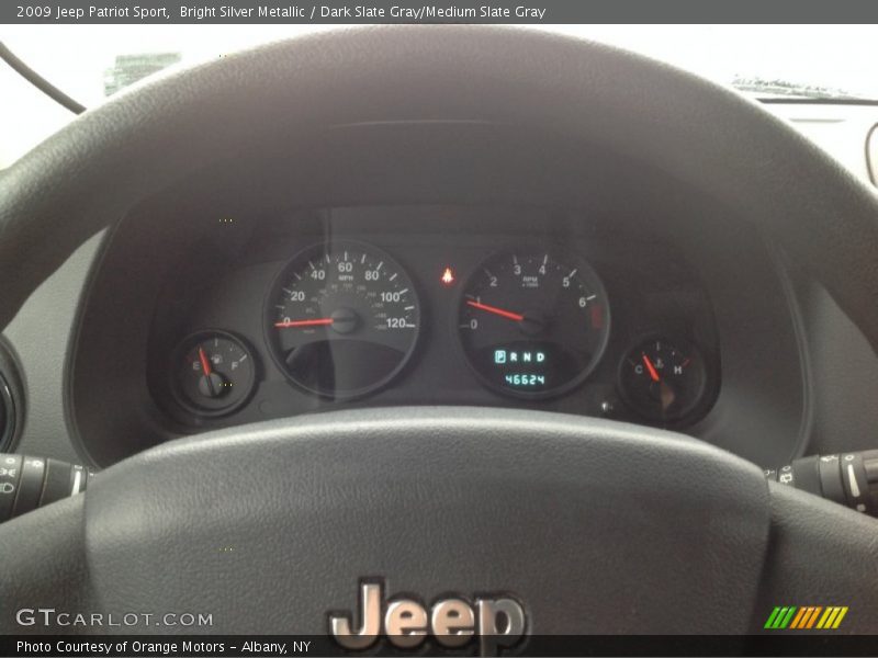 Bright Silver Metallic / Dark Slate Gray/Medium Slate Gray 2009 Jeep Patriot Sport