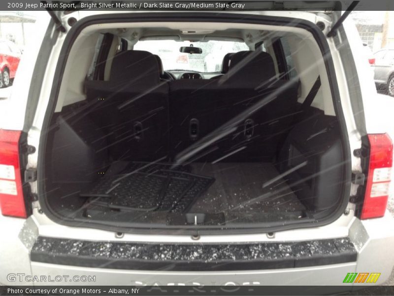 Bright Silver Metallic / Dark Slate Gray/Medium Slate Gray 2009 Jeep Patriot Sport