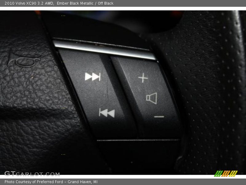 Ember Black Metallic / Off Black 2010 Volvo XC90 3.2 AWD