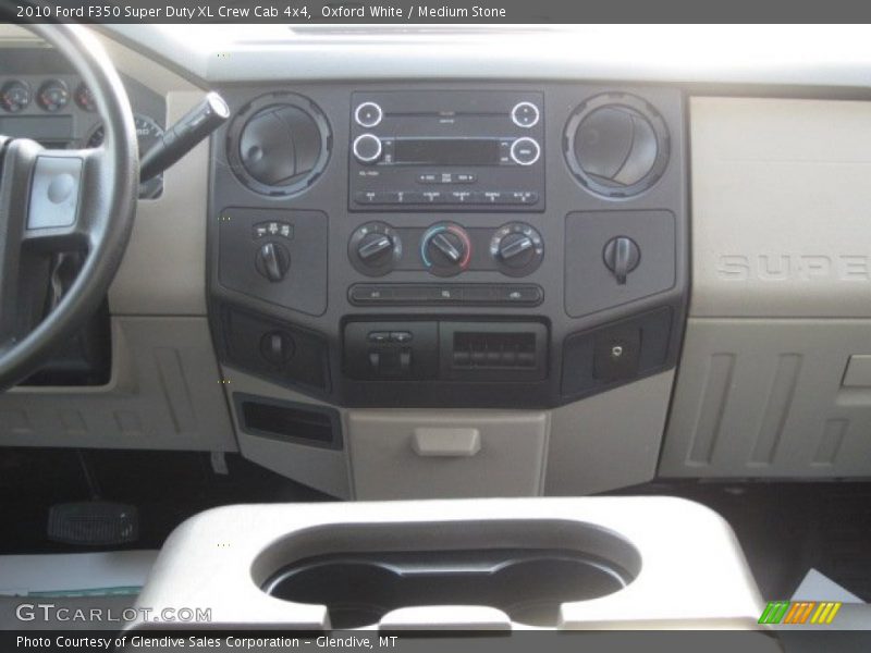 Oxford White / Medium Stone 2010 Ford F350 Super Duty XL Crew Cab 4x4