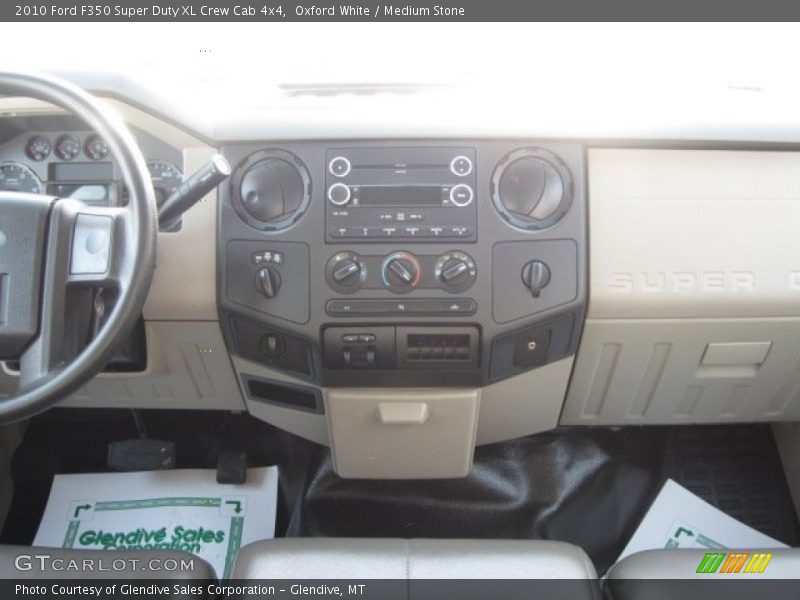Oxford White / Medium Stone 2010 Ford F350 Super Duty XL Crew Cab 4x4