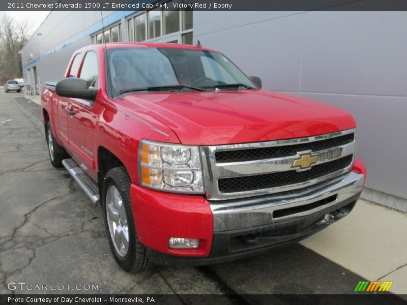 Victory Red / Ebony 2011 Chevrolet Silverado 1500 LT Extended Cab 4x4