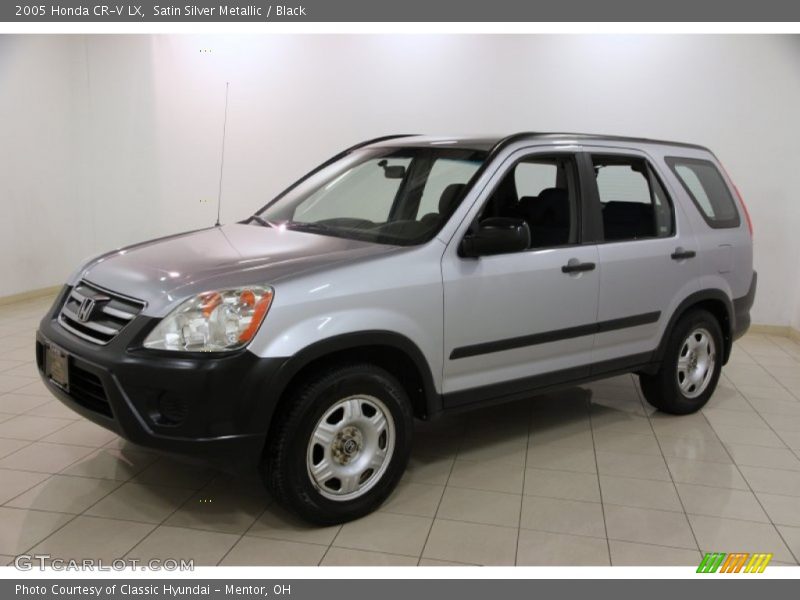 Satin Silver Metallic / Black 2005 Honda CR-V LX