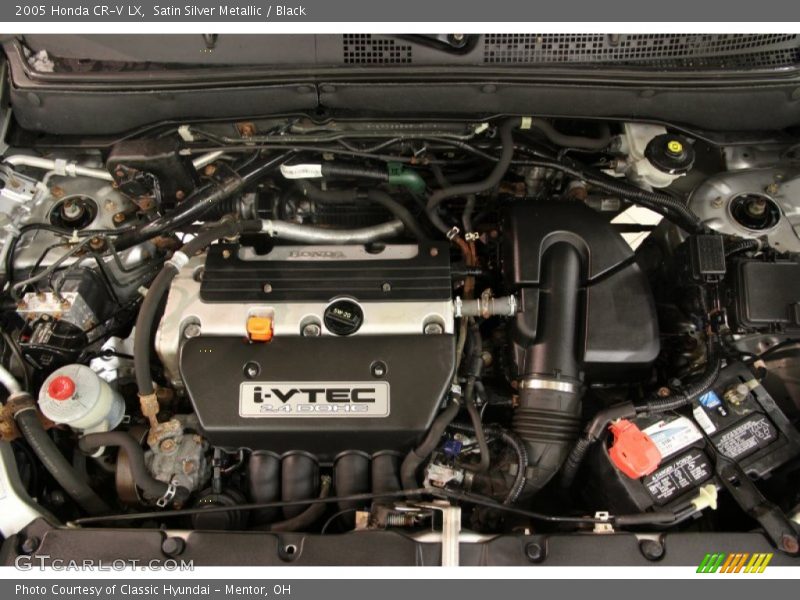Satin Silver Metallic / Black 2005 Honda CR-V LX