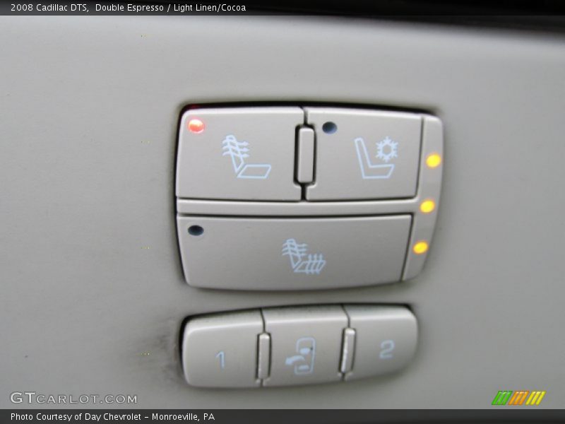 Double Espresso / Light Linen/Cocoa 2008 Cadillac DTS