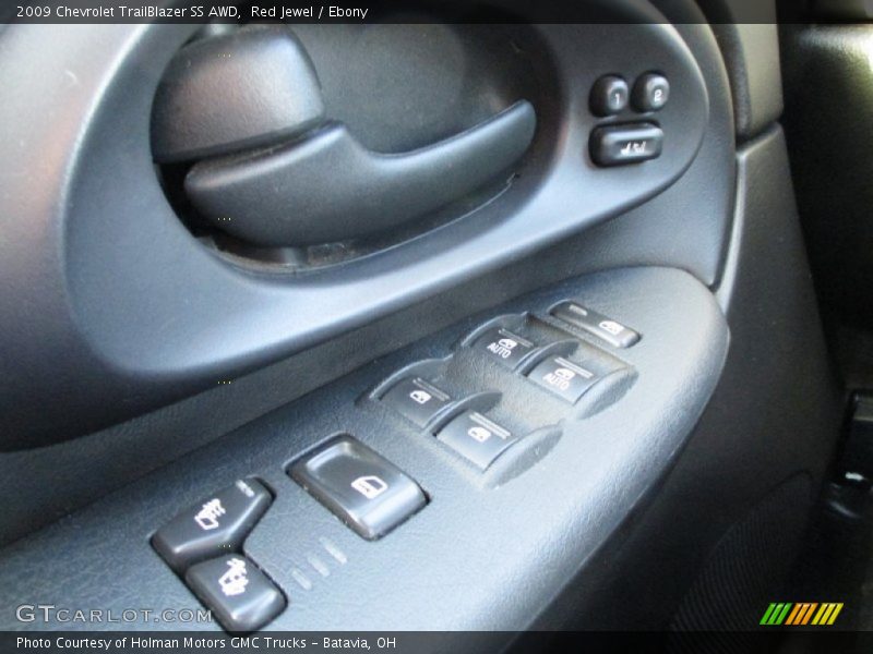 Controls of 2009 TrailBlazer SS AWD