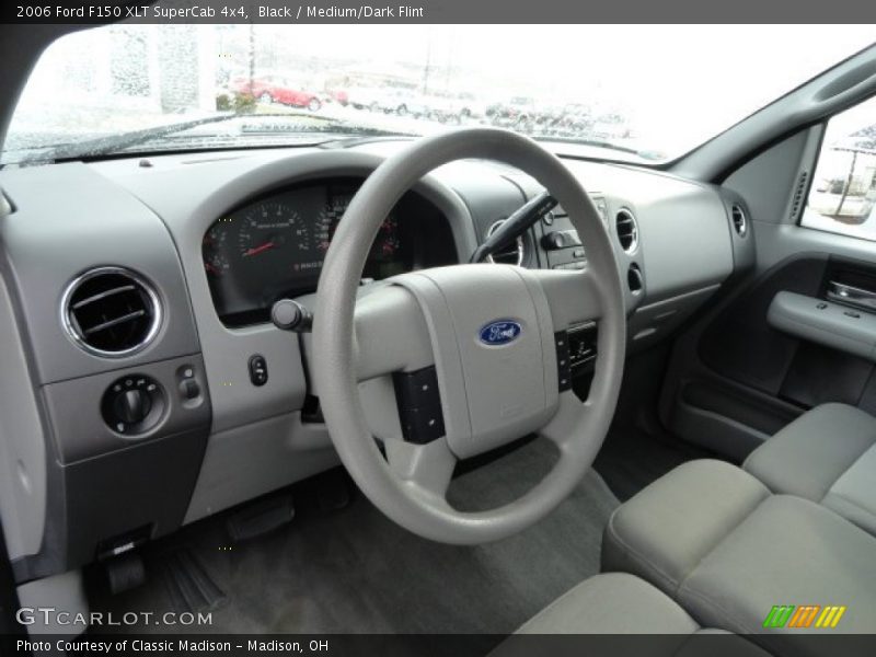 Black / Medium/Dark Flint 2006 Ford F150 XLT SuperCab 4x4