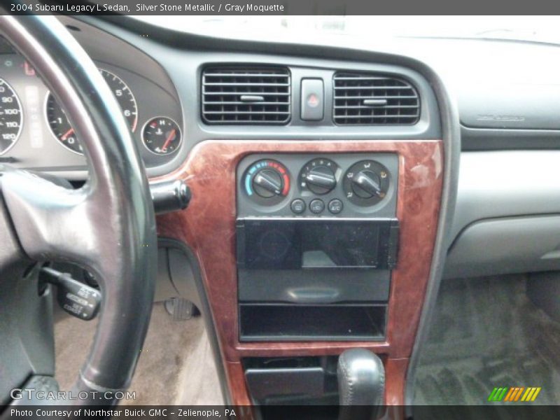 Silver Stone Metallic / Gray Moquette 2004 Subaru Legacy L Sedan