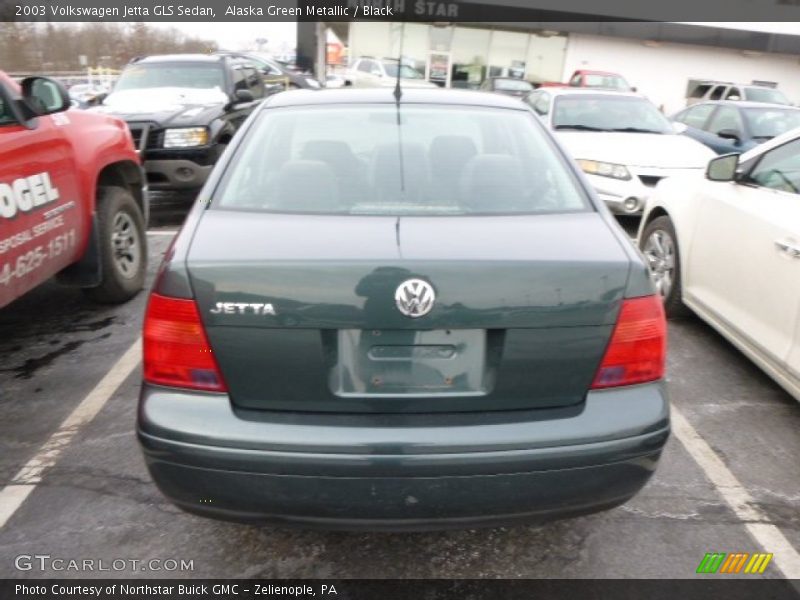 Alaska Green Metallic / Black 2003 Volkswagen Jetta GLS Sedan