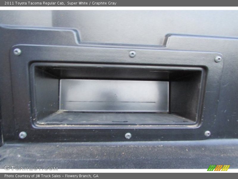 Super White / Graphite Gray 2011 Toyota Tacoma Regular Cab