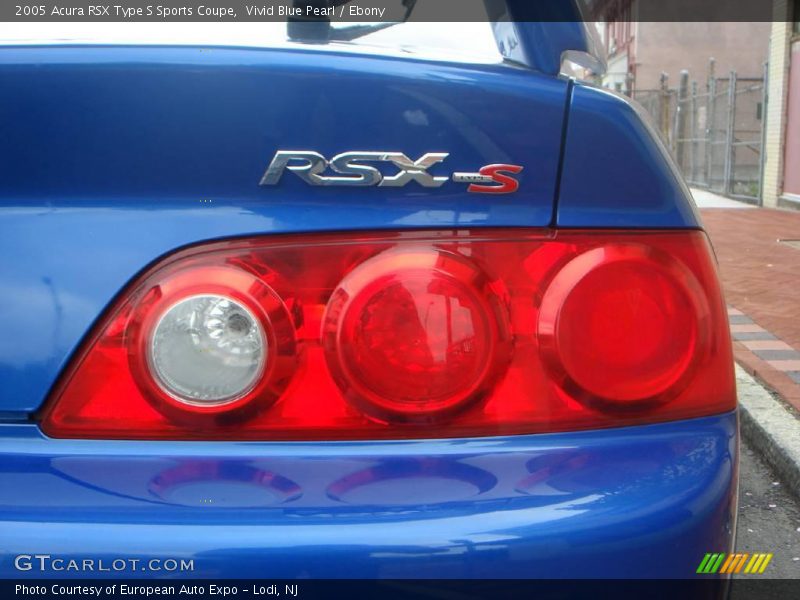 Vivid Blue Pearl / Ebony 2005 Acura RSX Type S Sports Coupe