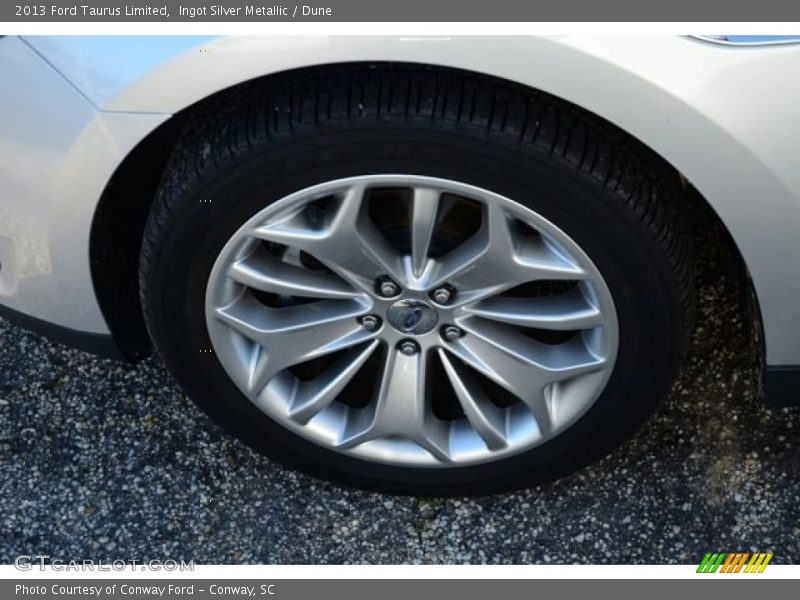 Ingot Silver Metallic / Dune 2013 Ford Taurus Limited