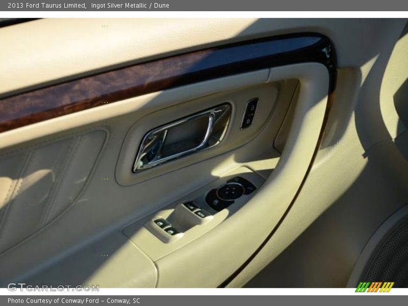 Ingot Silver Metallic / Dune 2013 Ford Taurus Limited