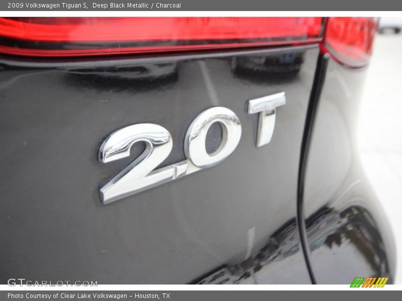 Deep Black Metallic / Charcoal 2009 Volkswagen Tiguan S