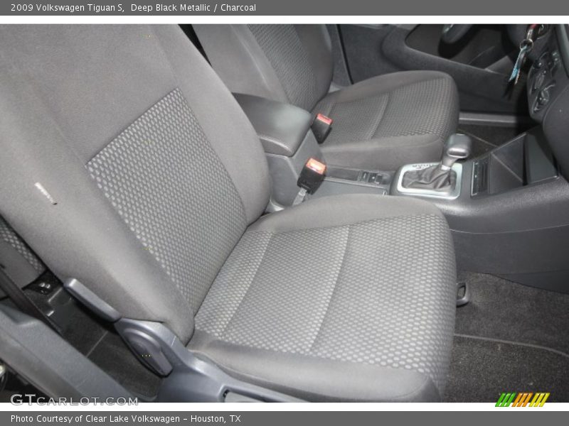 Deep Black Metallic / Charcoal 2009 Volkswagen Tiguan S