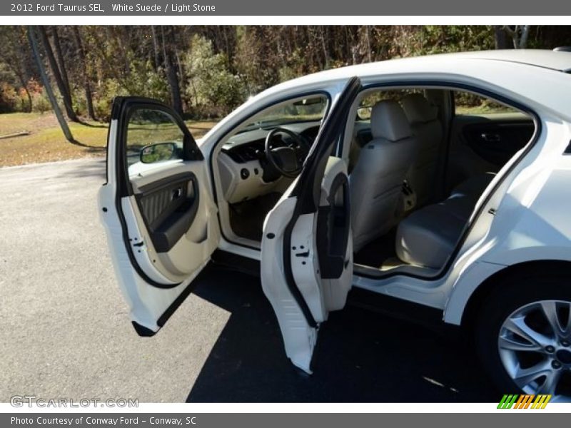 White Suede / Light Stone 2012 Ford Taurus SEL