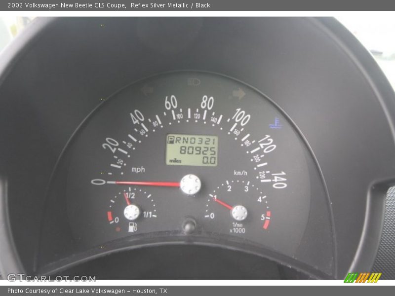 Reflex Silver Metallic / Black 2002 Volkswagen New Beetle GLS Coupe