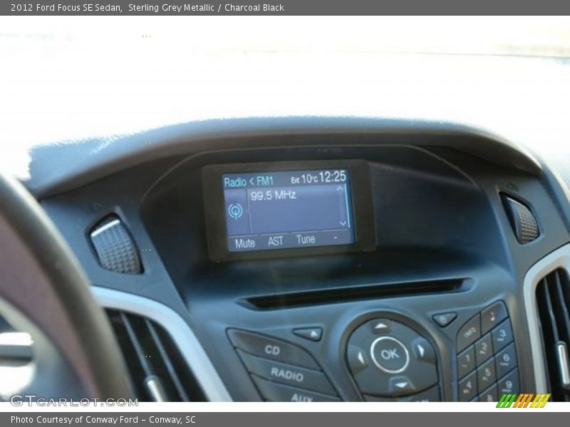 Sterling Grey Metallic / Charcoal Black 2012 Ford Focus SE Sedan