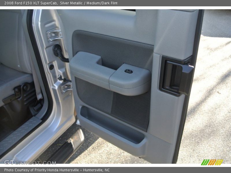 Silver Metallic / Medium/Dark Flint 2008 Ford F150 XLT SuperCab