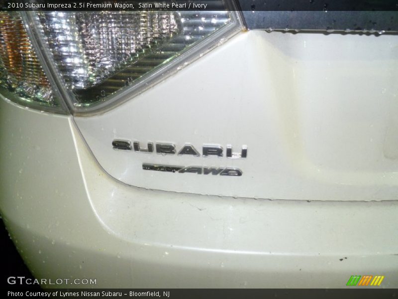 Satin White Pearl / Ivory 2010 Subaru Impreza 2.5i Premium Wagon