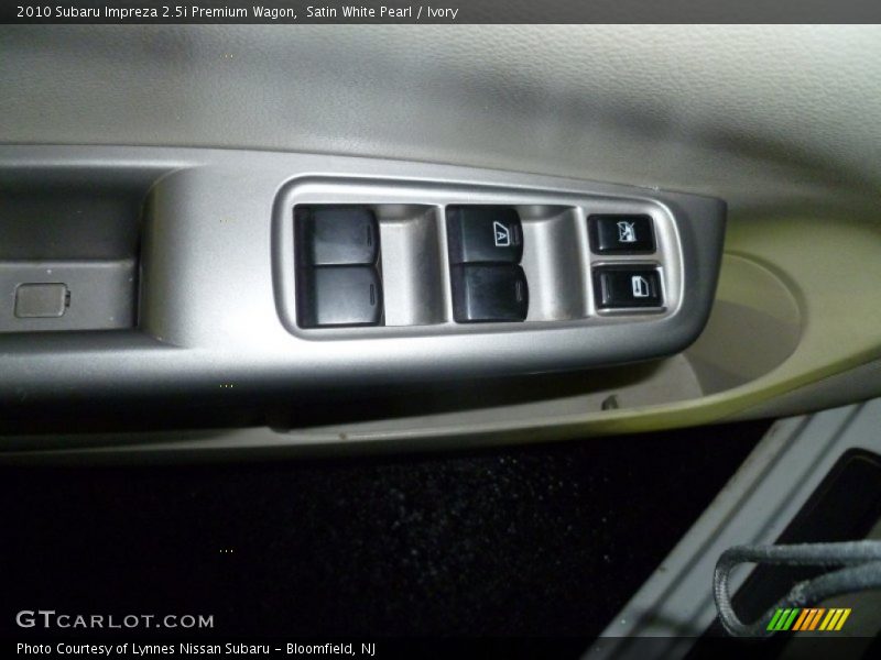 Satin White Pearl / Ivory 2010 Subaru Impreza 2.5i Premium Wagon