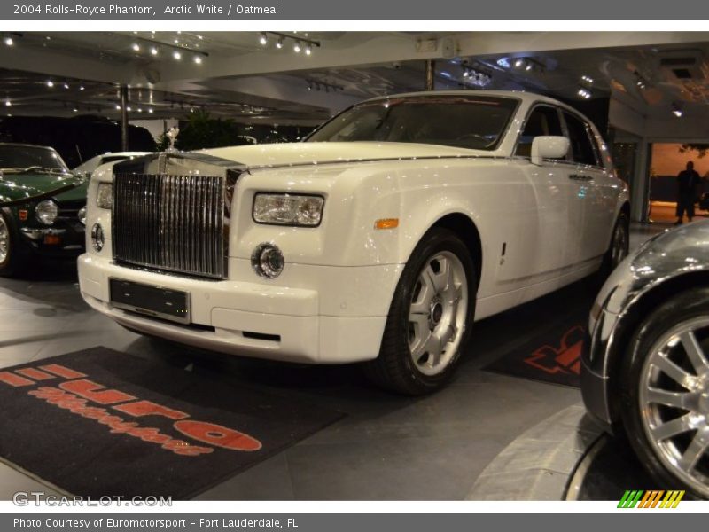 Arctic White / Oatmeal 2004 Rolls-Royce Phantom