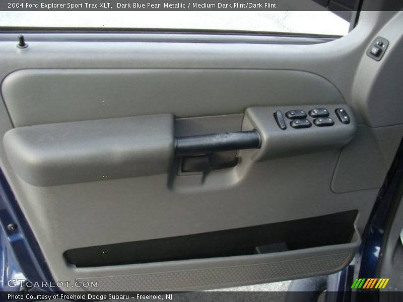 Dark Blue Pearl Metallic / Medium Dark Flint/Dark Flint 2004 Ford Explorer Sport Trac XLT