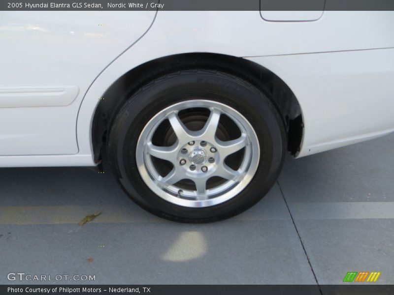 Nordic White / Gray 2005 Hyundai Elantra GLS Sedan