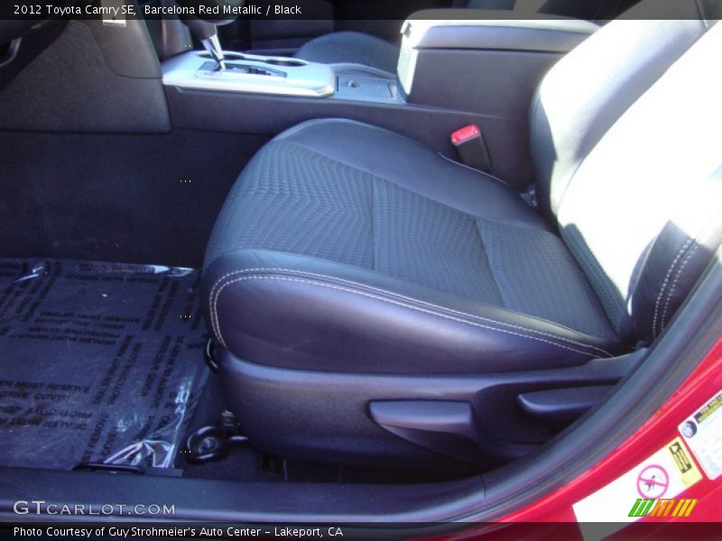 Barcelona Red Metallic / Black 2012 Toyota Camry SE