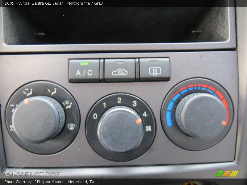 Nordic White / Gray 2005 Hyundai Elantra GLS Sedan