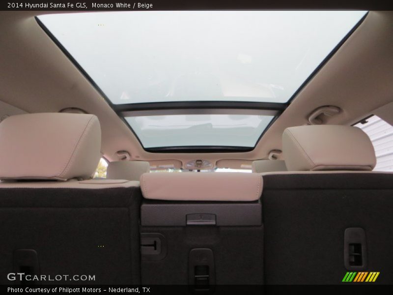 Sunroof of 2014 Santa Fe GLS