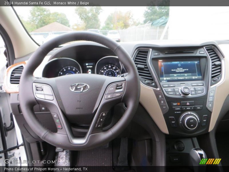 Dashboard of 2014 Santa Fe GLS