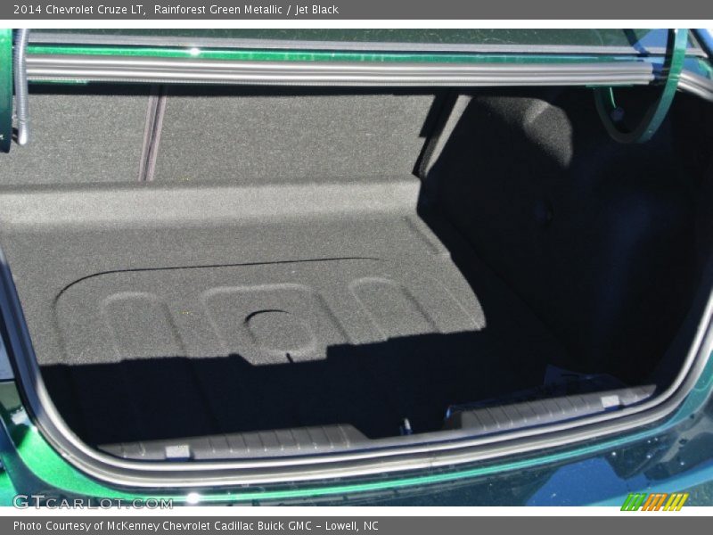 Rainforest Green Metallic / Jet Black 2014 Chevrolet Cruze LT