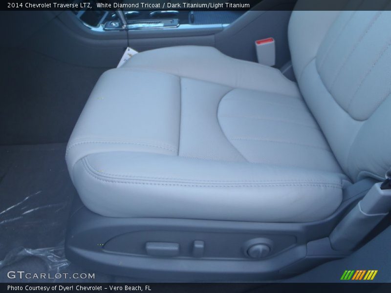 White Diamond Tricoat / Dark Titanium/Light Titanium 2014 Chevrolet Traverse LTZ