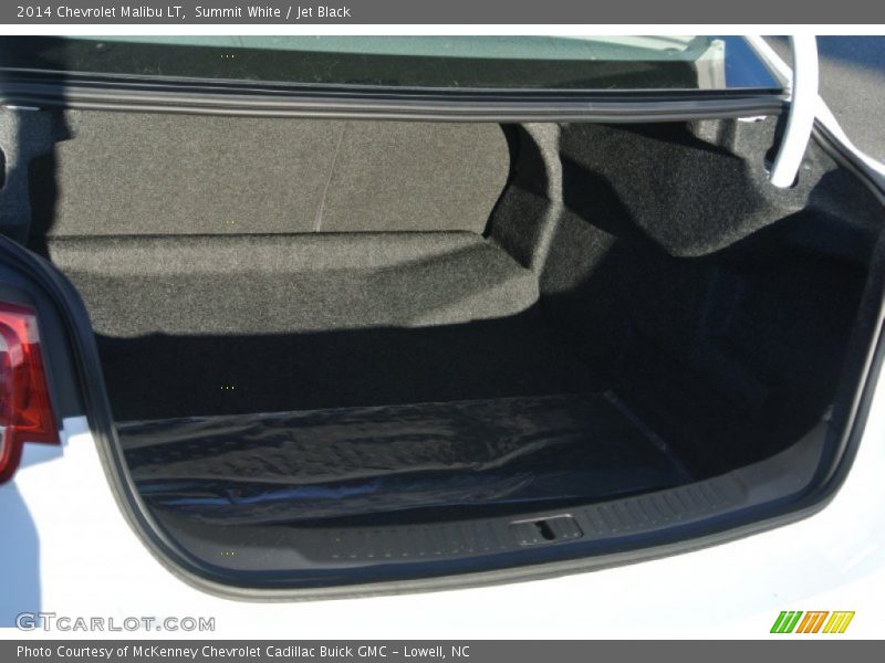 Summit White / Jet Black 2014 Chevrolet Malibu LT