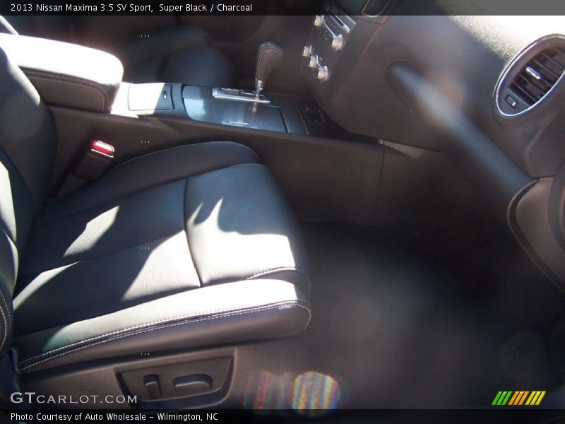 Super Black / Charcoal 2013 Nissan Maxima 3.5 SV Sport