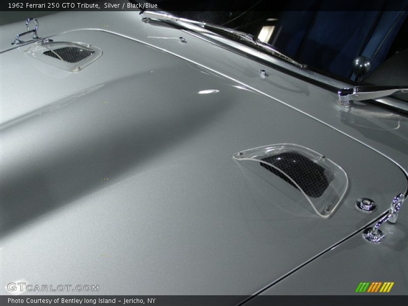Silver / Black/Blue 1962 Ferrari 250 GTO Tribute